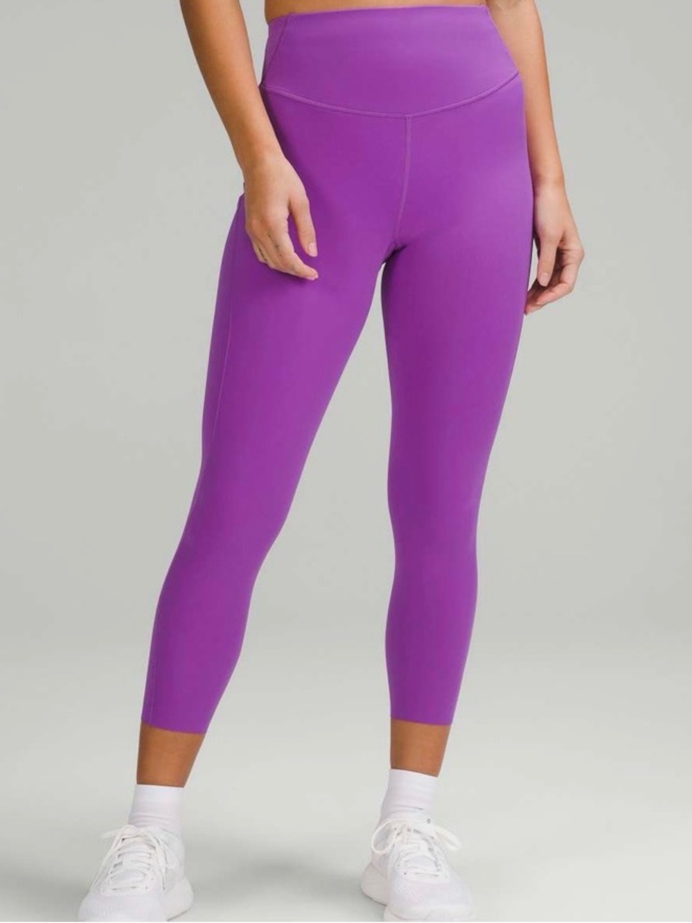 LULULEMON EUC size 6/ BASE PACE H/R crop 23”/ Moonlit magenta